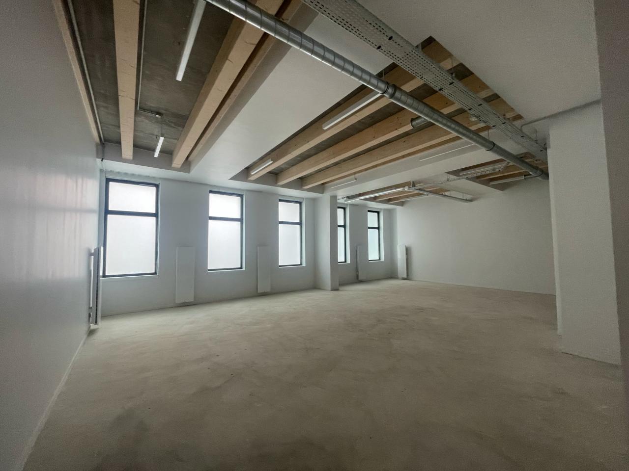 Bureau Paris 2112m² Location bureau Paris OLBUR2420193 8